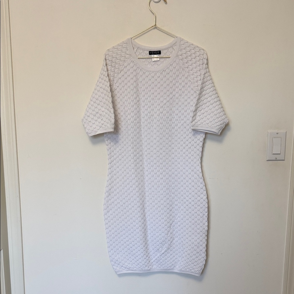 Venus Body Con Scale-Like Textured White Mini Dress 🔥